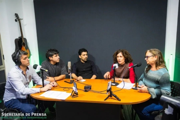 Foto 27 de abril de 2026 entrevista en Conexión en la cupula
